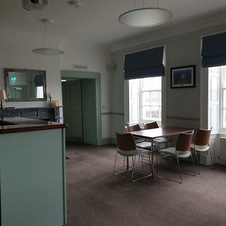 巴利卡斯尔 Manor House Rathlin Island酒店 外观 照片