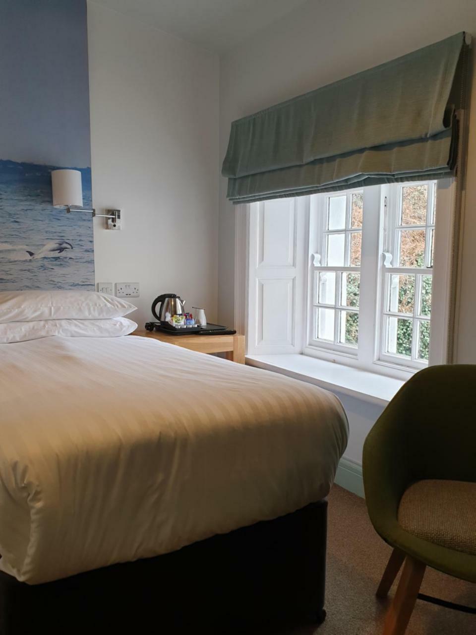 巴利卡斯尔 Manor House Rathlin Island酒店 外观 照片