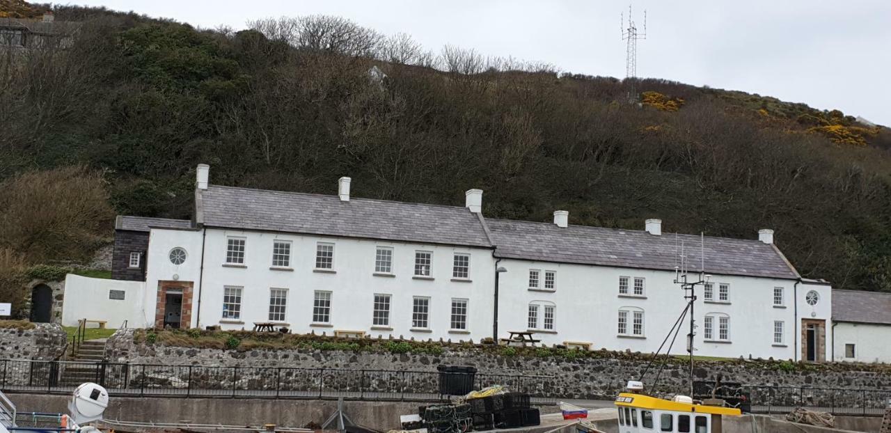 巴利卡斯尔 Manor House Rathlin Island酒店 外观 照片