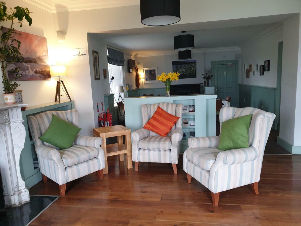 巴利卡斯尔 Manor House Rathlin Island酒店 外观 照片