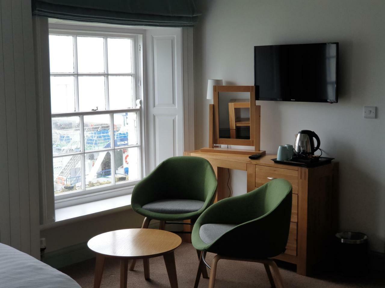 巴利卡斯尔 Manor House Rathlin Island酒店 外观 照片